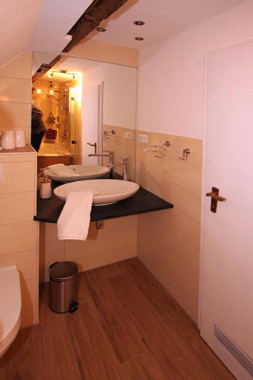 Hotel Restaurant Lindenhof Bad Laasphe Kamer foto